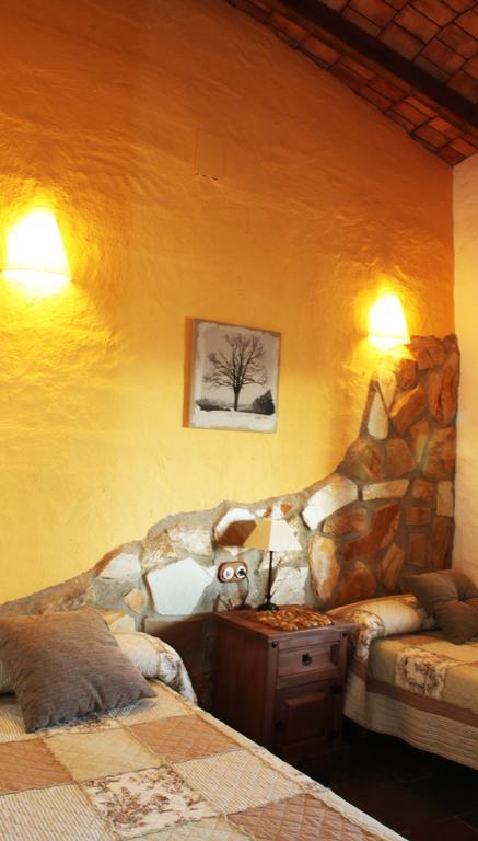 Mirador De Fuentes Guest House Fuentes De Leon Ngoại thất bức ảnh