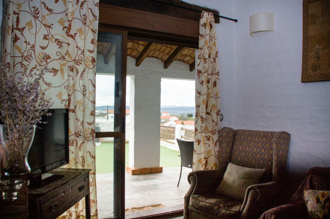 Mirador De Fuentes Guest House Fuentes De Leon Ngoại thất bức ảnh