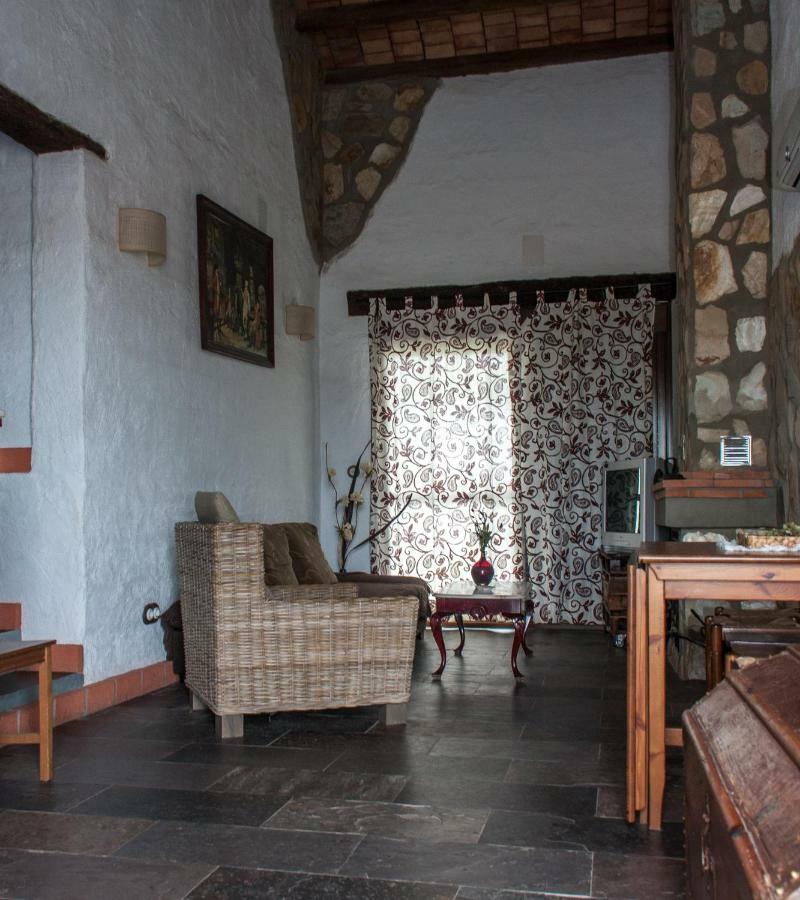 Mirador De Fuentes Guest House Fuentes De Leon Ngoại thất bức ảnh