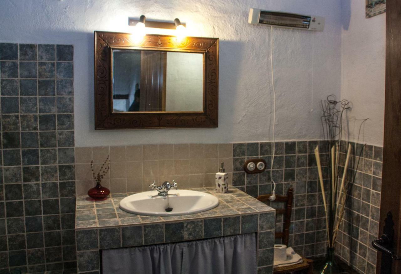 Mirador De Fuentes Guest House Fuentes De Leon Ngoại thất bức ảnh